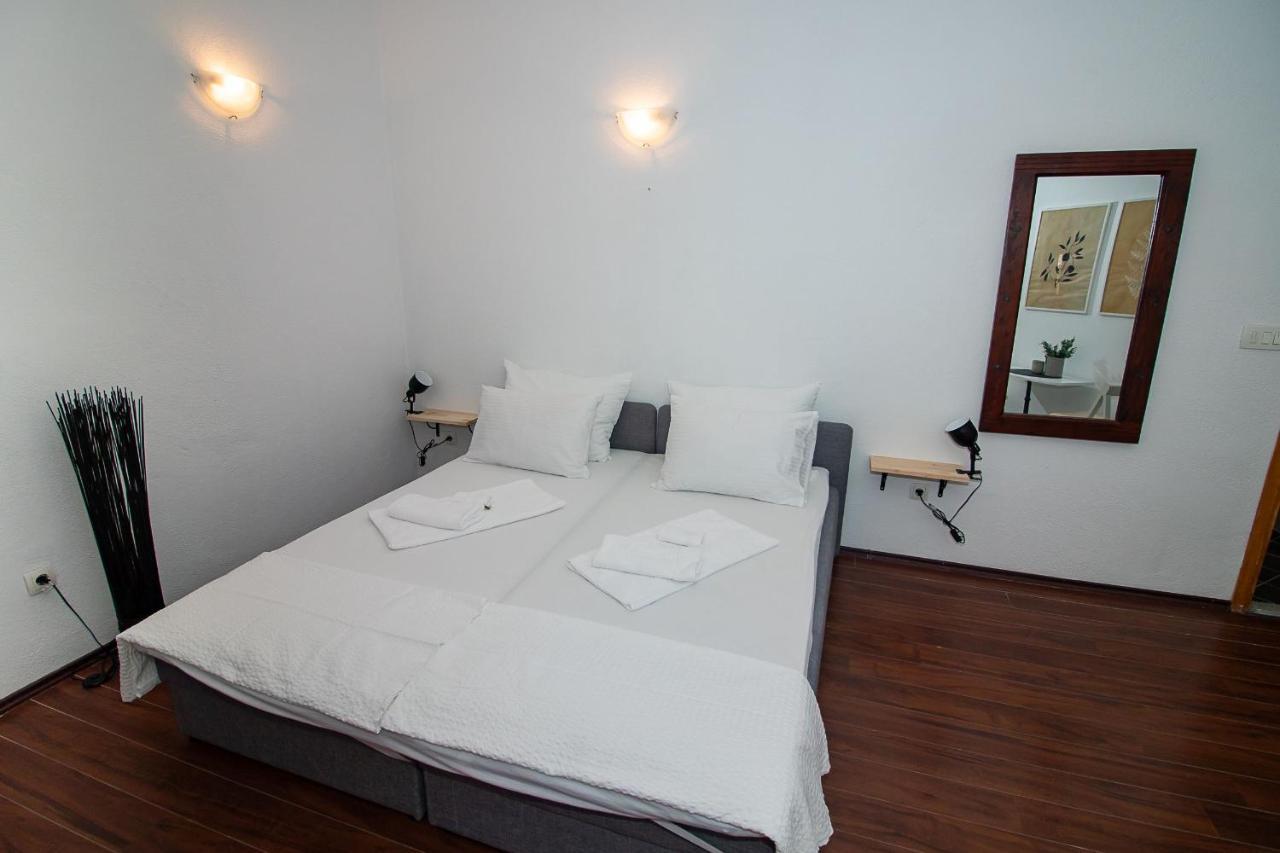 Miro Apartments موستار المظهر الخارجي الصورة